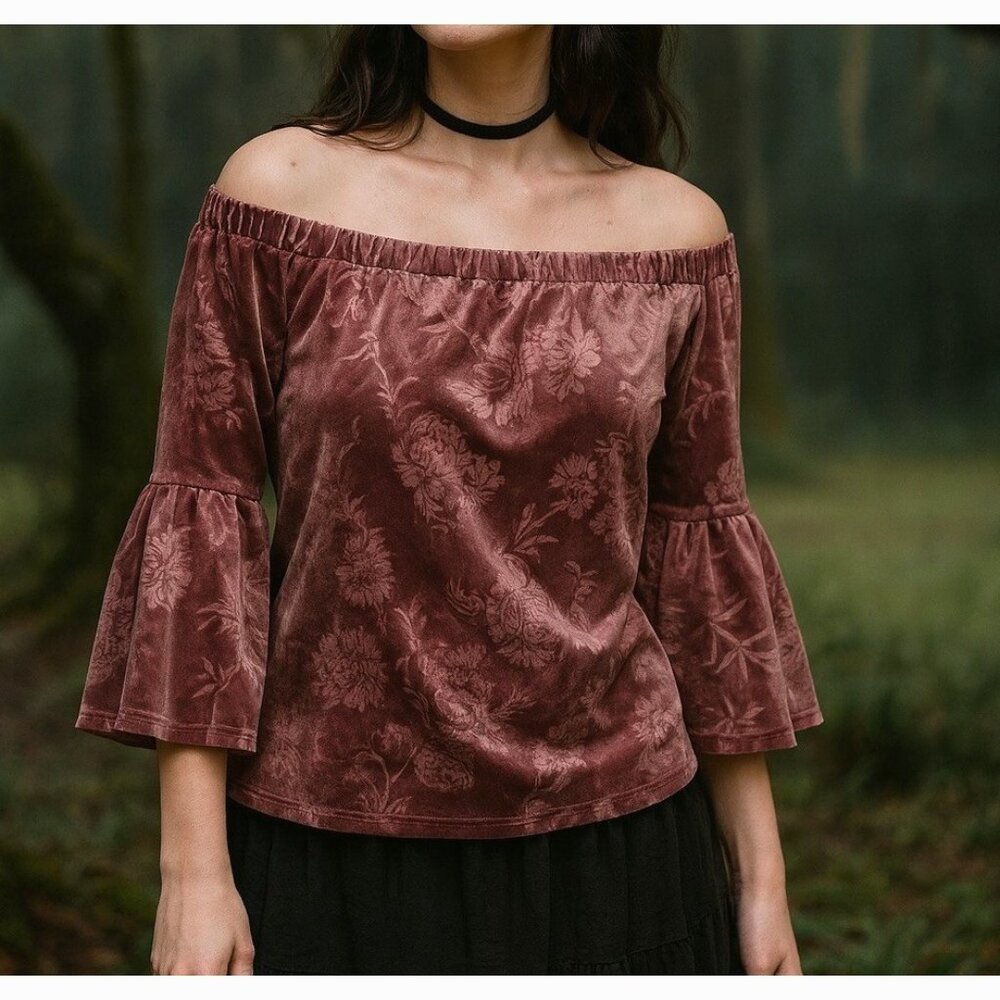 Current + Project Purple Floral Velvet Whimsigoth Top Sz Medium 3/4 Bell Sleeves